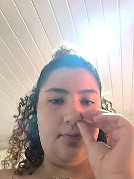 Snapshot of vsiennaper chatting on March 26, 1:38 pm vsiennaper online show from March 26, 1:38 pm