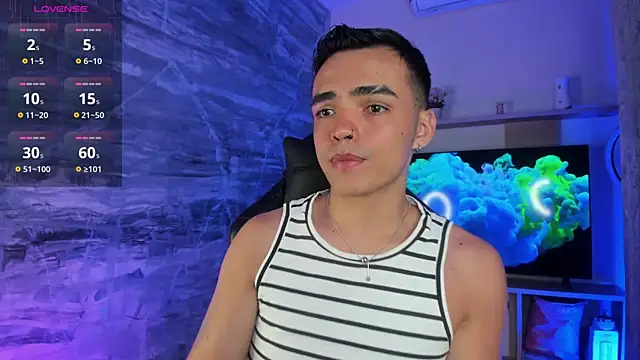 Snapshot of NicoKinggs_ chatting on March 23, 1:15 pm NicoKinggs online show from March 23, 1:15 pm