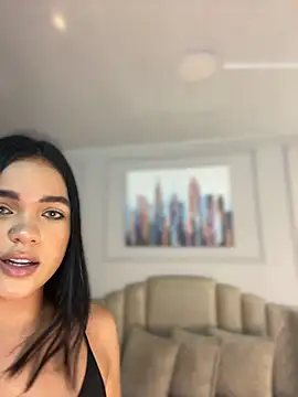 Snapshot of Bella-Ferrer chatting on April 14, 6:14 pm Bella-Ferrer online show from April 14, 6:14 pm