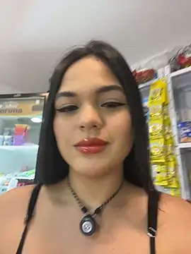 Snapshot of Bella-Ferrer chatting on July 24, 5:55 pm Bella-Ferrer online show from July 24, 5:55 pm