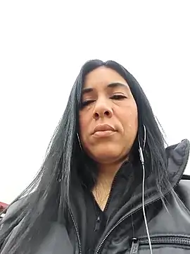Snapshot of Camillemonroe_ chatting on April 29, 11:36 am Camillemonroe online show from April 29, 11:36 am