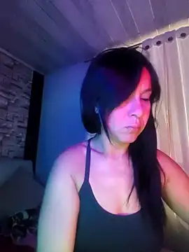 Snapshot of Camillemonroe_ chatting on June 20, 9:01 am Camillemonroe online show from June 20, 9:01 am