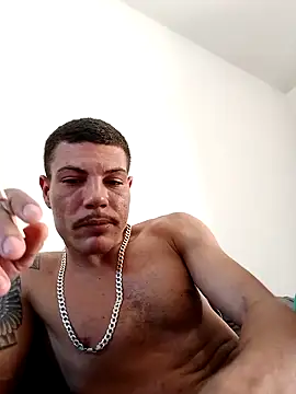 Snapshot of roludo00177 chatting on March 14, 6:46 pm roludo00177 online show from March 14, 6:46 pm