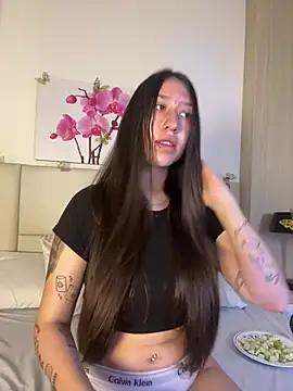 Snapshot of AmberVegaa chatting on March 18, 12:30 pm AmberVegaa online show from March 18, 12:30 pm