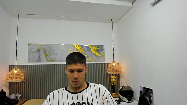 AlessandroFranco online show from June 19, 1:26 pm