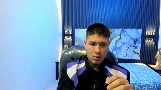 AlessandroFranco online show from June 25, 1:26 pm
