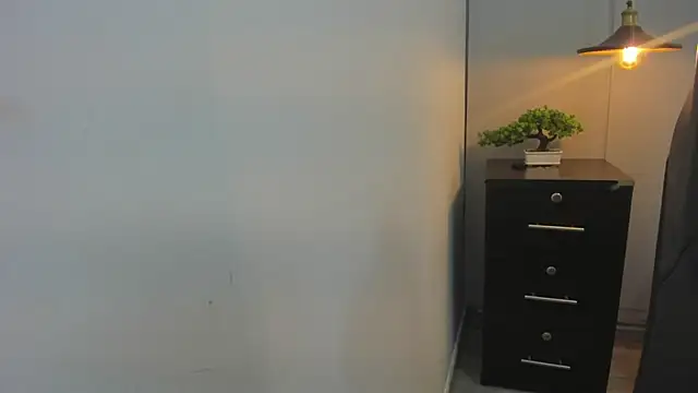 zakia grundy online show from March 26, 2:06 am