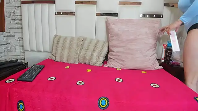 Alaia Blosson online show from March 23, 12:42 pm