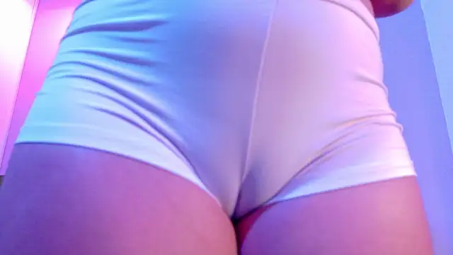 Snapshot of ZoeyMonroe_ chatting on March 17, 3:11 am ZoeyMonroe online show from March 17, 3:11 am