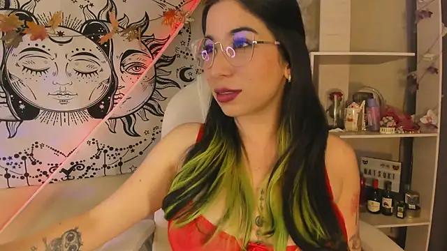 Snapshot of Laughing_Natty chatting on April 4, 3:49 am Laughing Natty online show from April 4, 3:49 am
