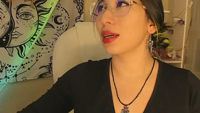 Snapshot of Laughing_Natty chatting on April 15, 1:12 am Laughing Natty online show from April 15, 1:12 am