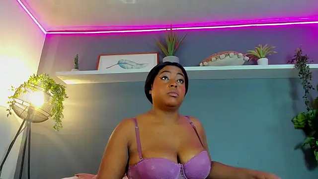 Snapshot of Natasha_Luxy chatting on March 27, 7:02 pm Natasha Luxy online show from March 27, 7:02 pm