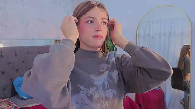 Snapshot of zarina_rouse chatting on March 28, 7:57 pm zarina rouse online show from March 28, 7:57 pm