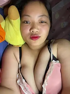 Snapshot of Herbe_01 chatting on March 28, 6:13 am Herbe 01 online show from March 28, 6:13 am