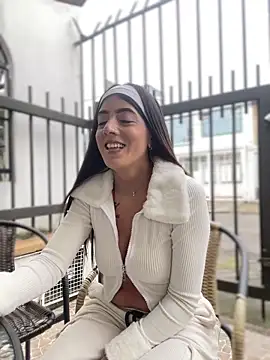 Snapshot of Electra_Pinkk chatting on March 27, 1:55 pm Electra Pinkk online show from March 27, 1:55 pm