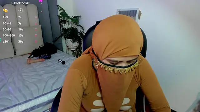 bahiya aziz online show from June 6, 1:05 pm
