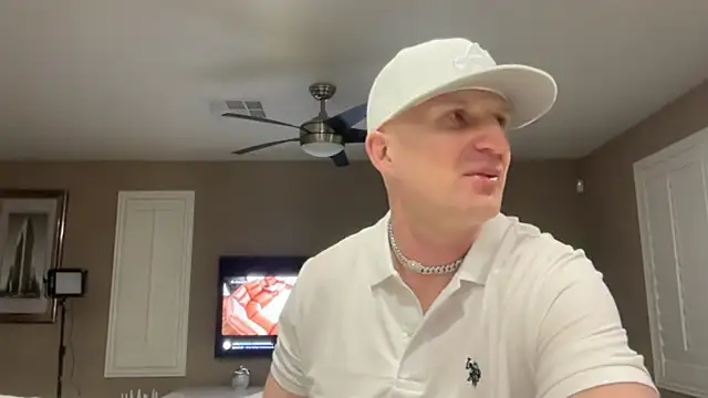 Naughty Ken Barbie-69 online show from March 27, 8:59 am