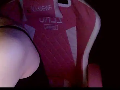 Snapshot of Cum-withyou chatting on March 13, 6:42 am Cum-withyou online show from March 13, 6:42 am