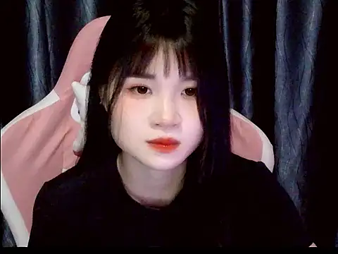 Snapshot of Cum-withyou chatting on March 20, 7:35 am Cum-withyou online show from March 20, 7:35 am