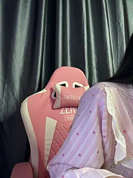 Snapshot of Cum-withyou chatting on March 26, 2:17 am Cum-withyou online show from March 26, 2:17 am