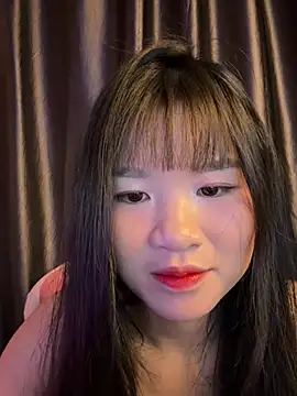 Snapshot of Cum-withyou chatting on March 28, 12:21 am Cum-withyou online show from March 28, 12:21 am