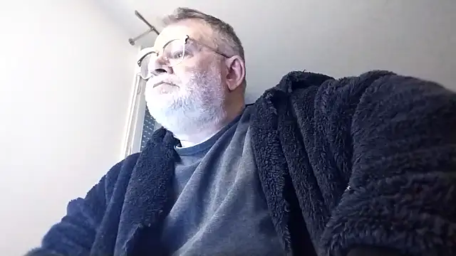 Snapshot of oura chatting on March 22, 6:50 am oura online show from March 22, 6:50 am