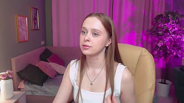 Snapshot of Megg_Ryan chatting on March 27, 2:06 pm Megg Ryan online show from March 27, 2:06 pm