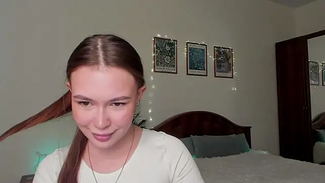 kittiangel00 online show from March 14, 12:21 pm