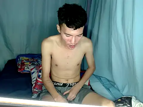 Snapshot of zailouie chatting on March 16, 12:09 pm zailouie online show from March 16, 12:09 pm