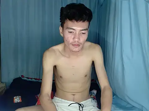 Snapshot of zailouie chatting on March 23, 8:02 pm zailouie online show from March 23, 8:02 pm