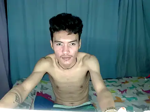 Snapshot of zailouie chatting on April 4, 9:56 pm zailouie online show from April 4, 9:56 pm