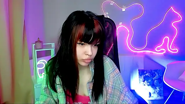 Snapshot of MeganBlosom chatting on March 14, 6:52 am MeganBlosom online show from March 14, 6:52 am