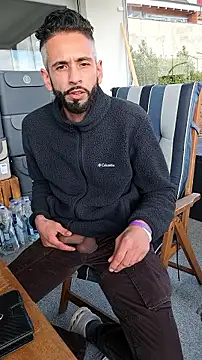 Snapshot of public_streamer chatting on March 26, 1:38 pm public streamer online show from March 26, 1:38 pm