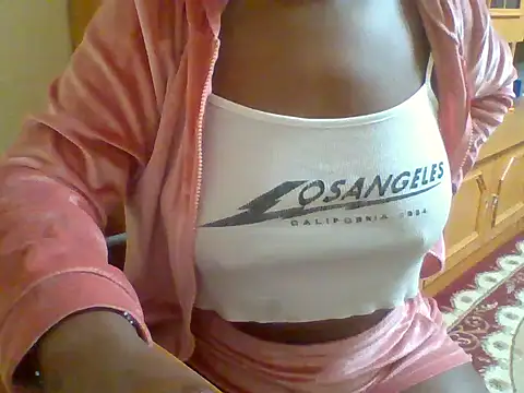 Snapshot of melaninebony2 chatting on March 16, 6:01 pm melaninebony2 online show from March 16, 6:01 pm