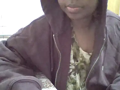 Snapshot of melaninebony2 chatting on April 8, 2:00 am melaninebony2 online show from April 8, 2:00 am