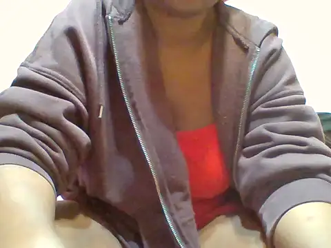 Snapshot of melaninebony2 chatting on April 22, 10:50 am melaninebony2 online show from April 22, 10:50 am