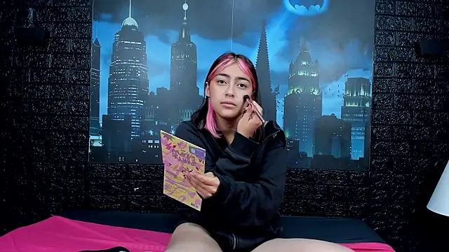 Snapshot of PinkyyPieee_ chatting on March 26, 11:49 am PinkyyPieee online show from March 26, 11:49 am