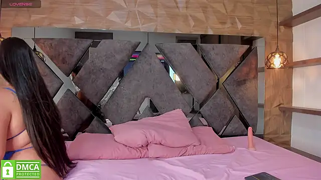 Snapshot of Sophia_Lorenz_ chatting on March 27, 3:34 am Sophia Lorenz online show from March 27, 3:34 am