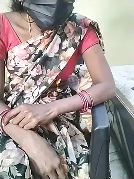 sujjisexyy online show from July 29, 8:45 am