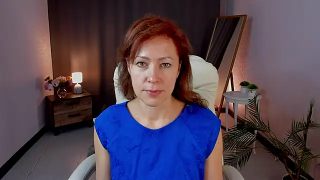 Snapshot of LeticiaRomano chatting on March 17, 12:19 pm LeticiaRomano online show from March 17, 12:19 pm