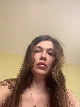 Snapshot of Cutee_Erika chatting on March 23, 1:26 pm Cutee Erika online show from March 23, 1:26 pm