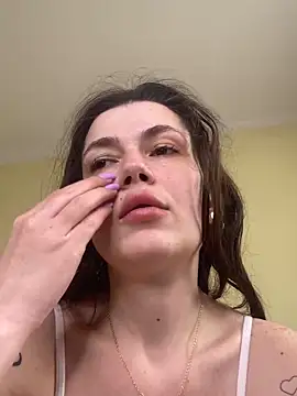 Snapshot of Cutee_Erika chatting on March 26, 1:06 pm Cutee Erika online show from March 26, 1:06 pm