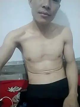 Snapshot of BigShot-Boy chatting on March 20, 3:17 pm BigShot-Boy online show from March 20, 3:17 pm