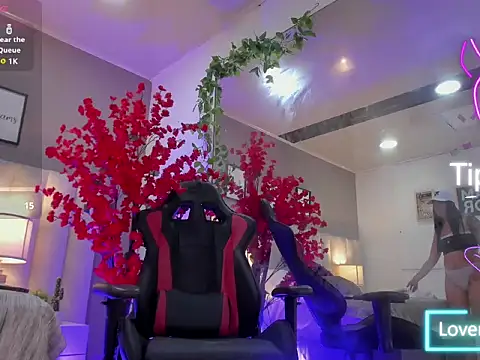 Snapshot of aniie_rouse chatting on March 20, 8:03 pm aniie rouse online show from March 20, 8:03 pm