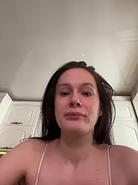 Snapshot of AuraaNova chatting on March 26, 3:34 am AuraaNova online show from March 26, 3:34 am