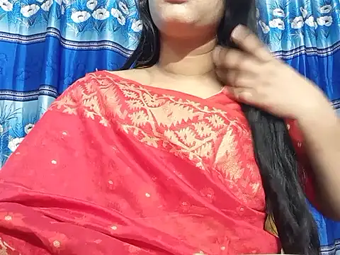 Snapshot of Emma_4433 chatting on March 18, 5:38 pm Emma 4433 online show from March 18, 5:38 pm