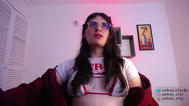 Snapshot of selene_cutie chatting on March 25, 11:00 pm selene cutie online show from March 25, 11:00 pm