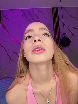 Snapshot of Isabella_gaviria chatting on March 14, 4:29 am Isabella gaviria online show from March 14, 4:29 am