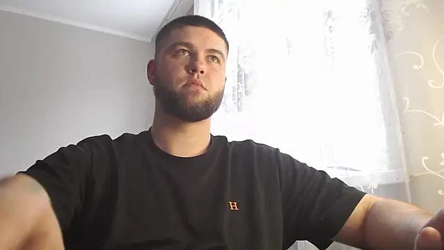 Snapshot of Ar4eewal chatting on March 17, 1:47 pm Ar4eewal online show from March 17, 1:47 pm