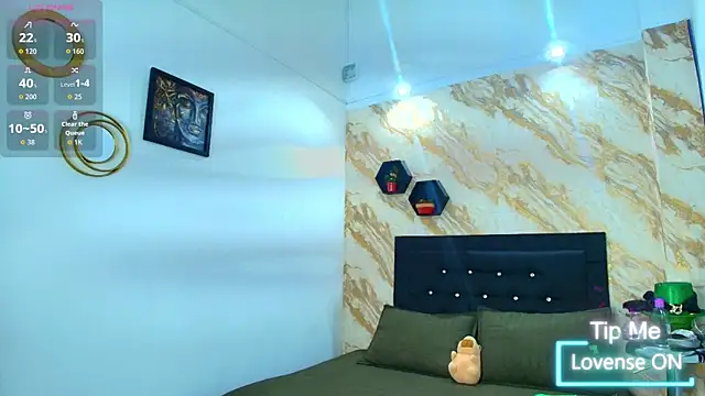 Snapshot of scarlettt__joness chatting on March 28, 4:23 am scarlettt joness online show from March 28, 4:23 am